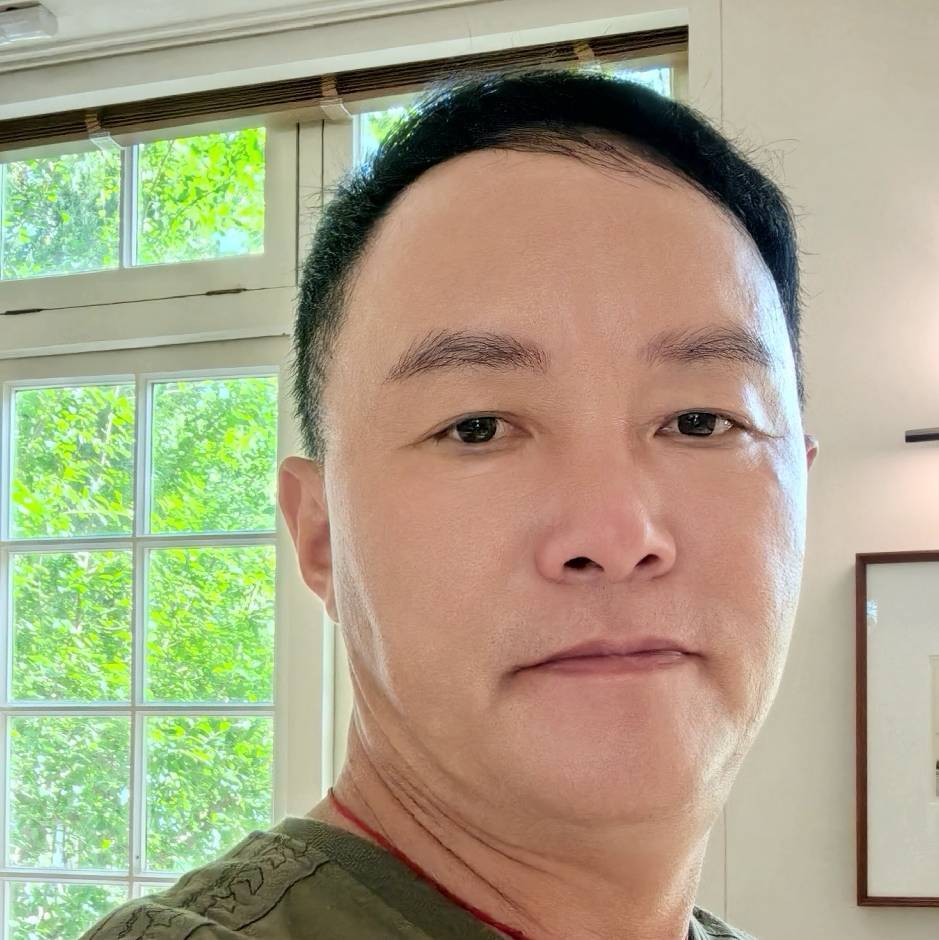 寇护工照片
