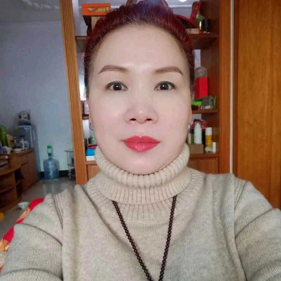 黄阿姨照片