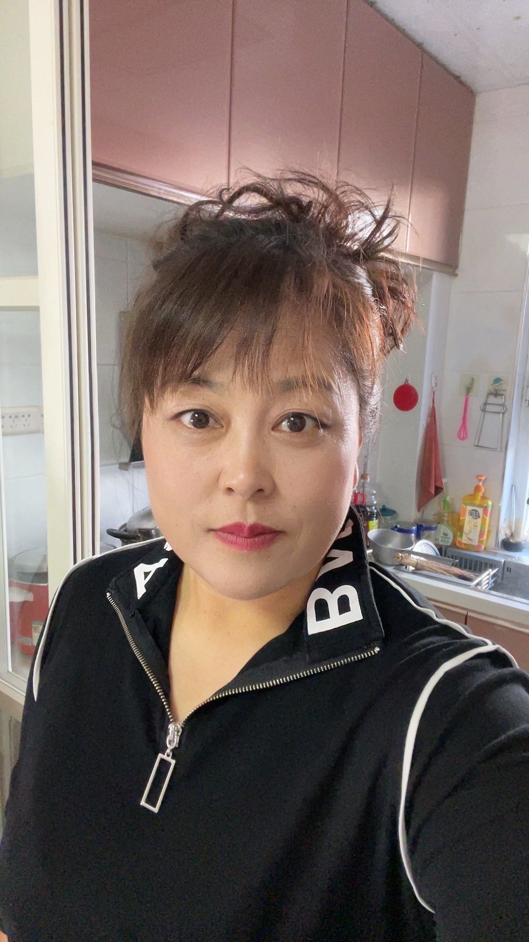 阿姨资料照片