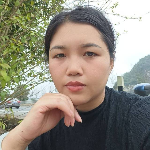 阿姨资料照片