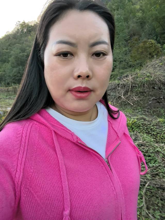 童阿姨照片