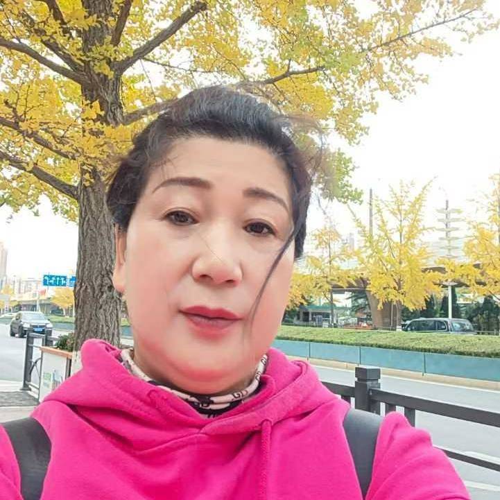 刘阿姨照片