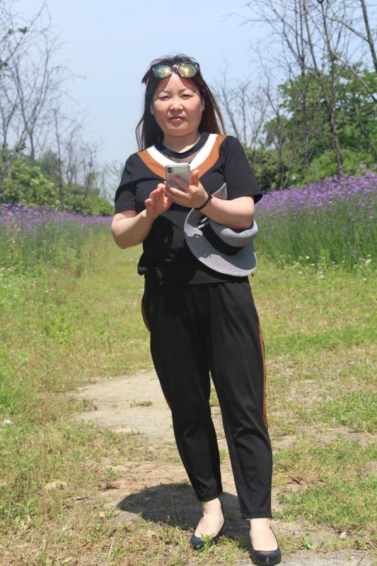 张阿姨照片