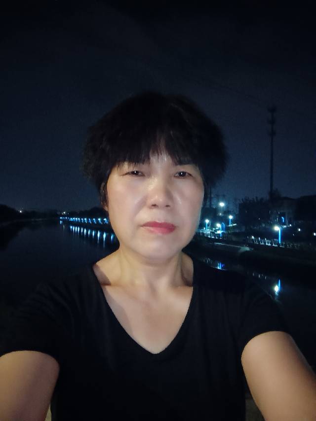 郝阿姨照片