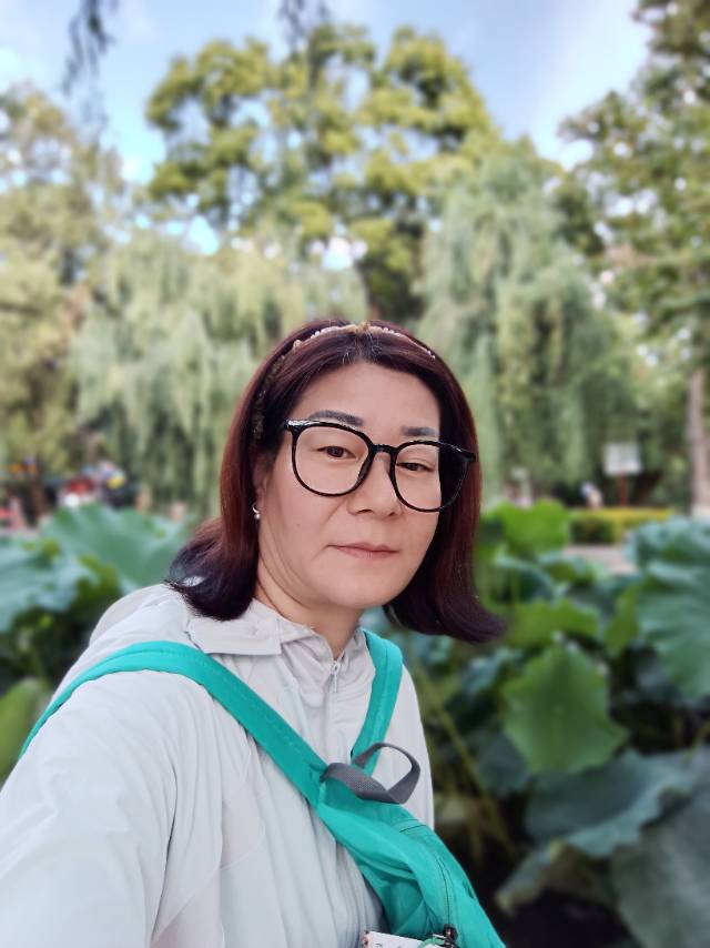 张护工照片