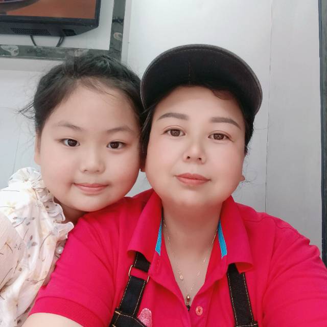 阿姨资料照片