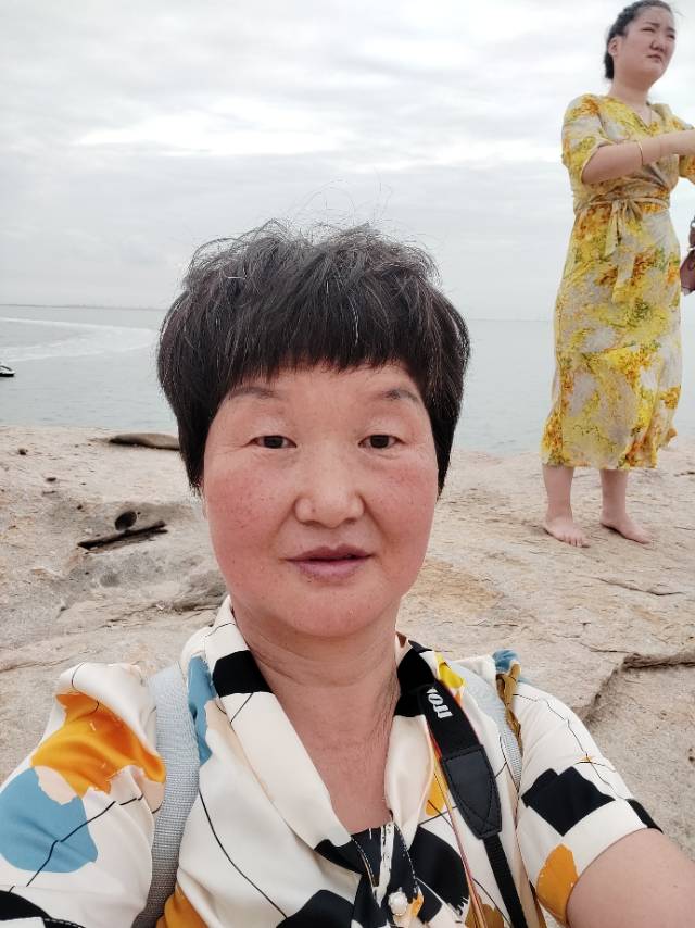 李阿姨照片