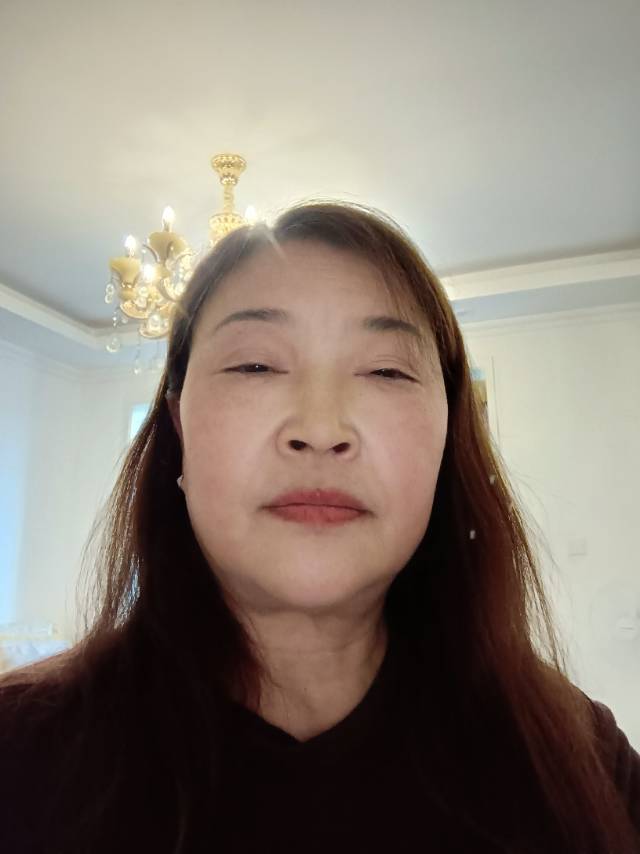 刘阿姨照片