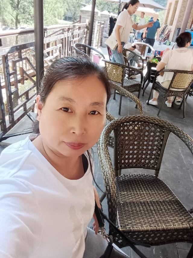 侯阿姨照片