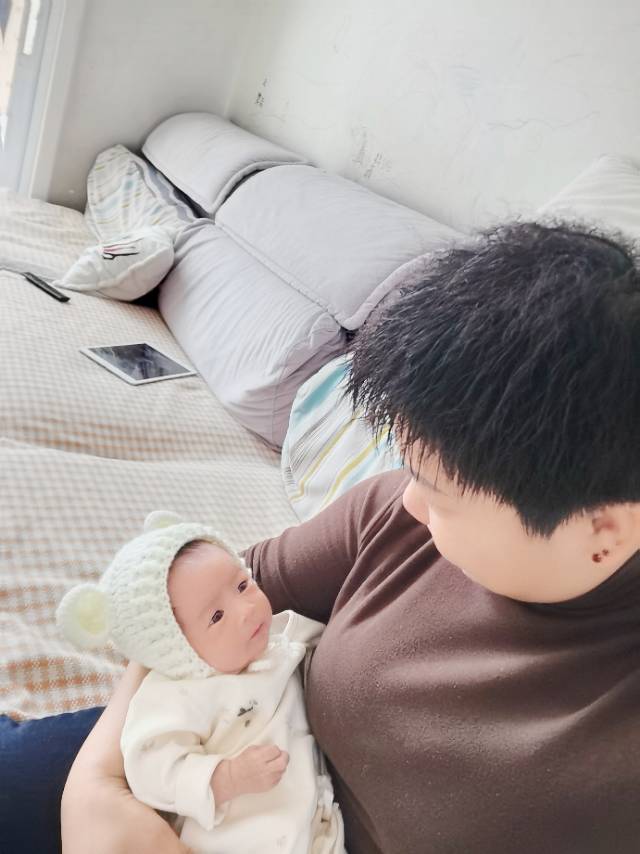 阿姨资料照片