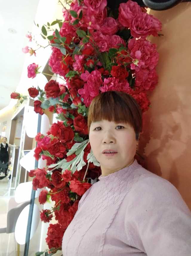 吕阿姨照片
