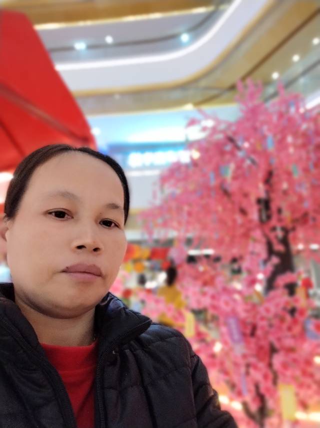 谭阿姨照片