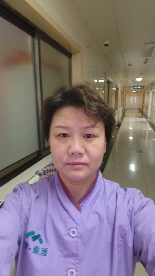 韩阿姨照片