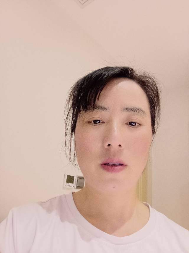 阿姨资料照片