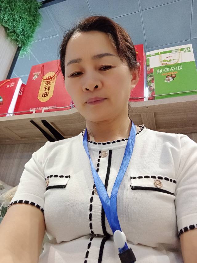 刘阿姨照片