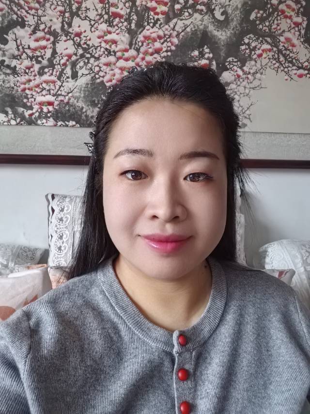 阿姨资料照片