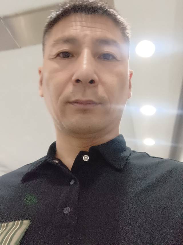 韩护工照片