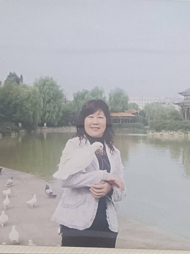 韩阿姨照片