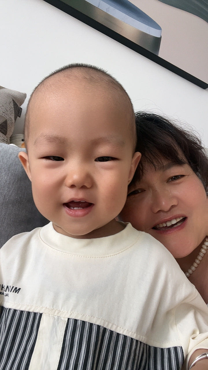 李阿姨照片