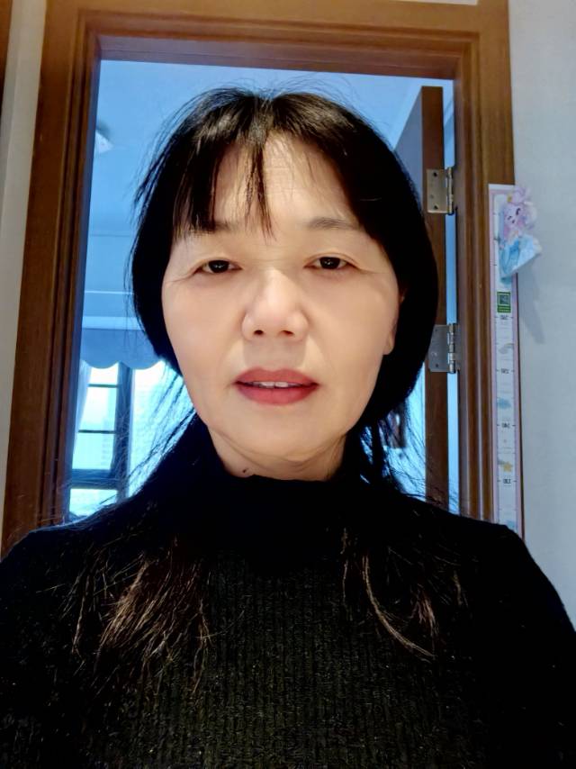 童阿姨照片