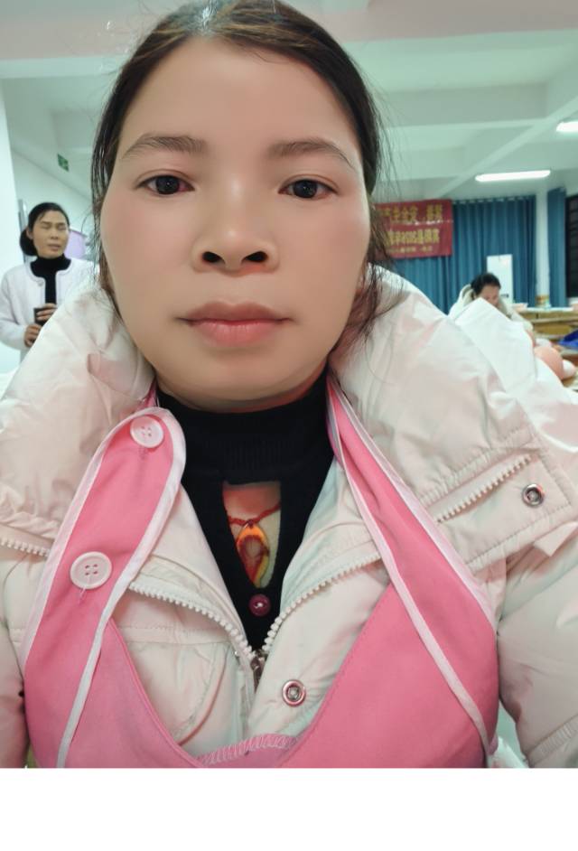 黄阿姨照片