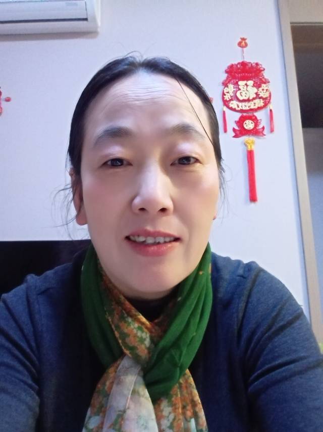 阿姨资料照片