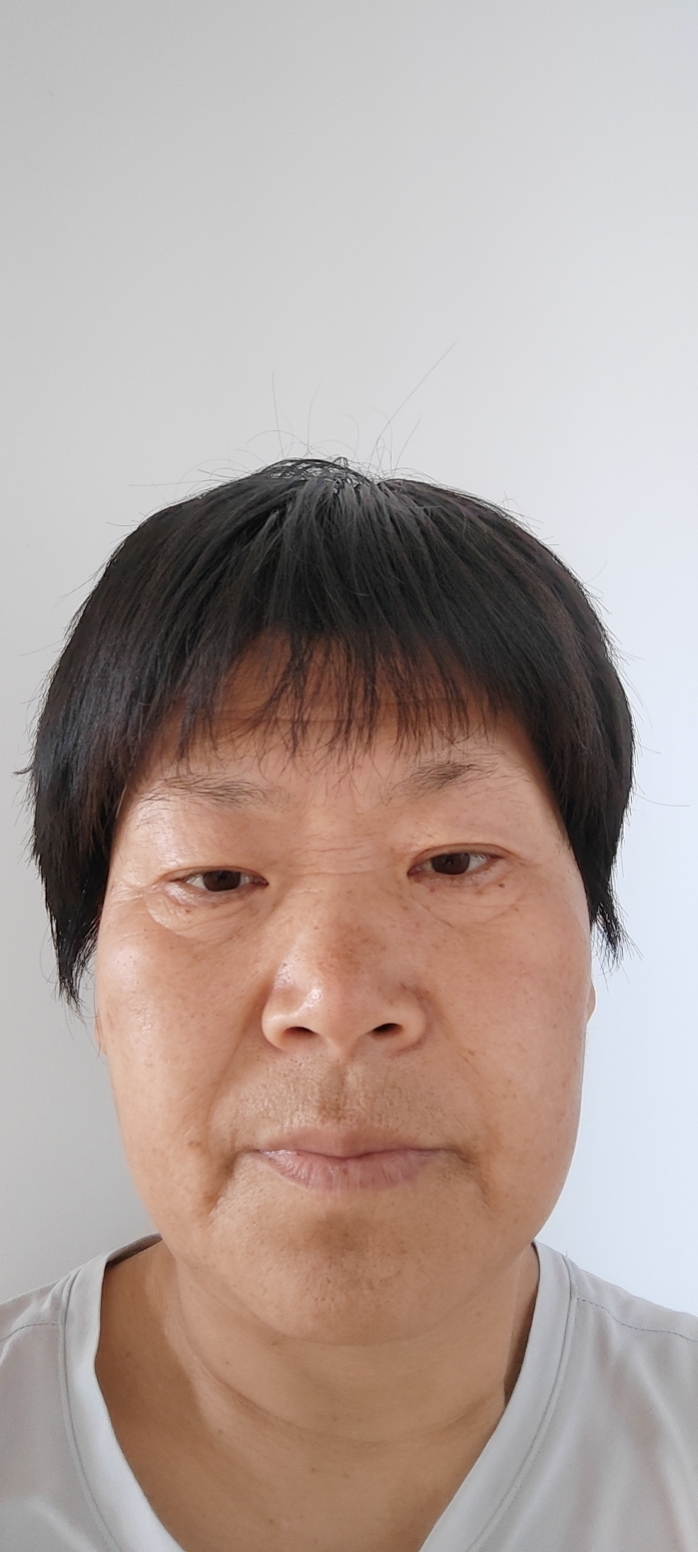 郑阿姨照片