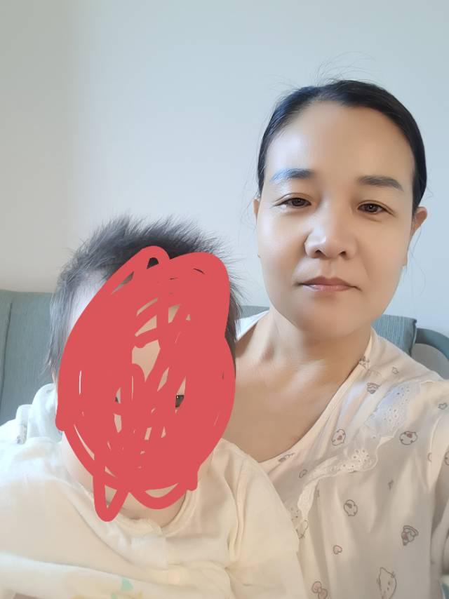 阿姨资料照片