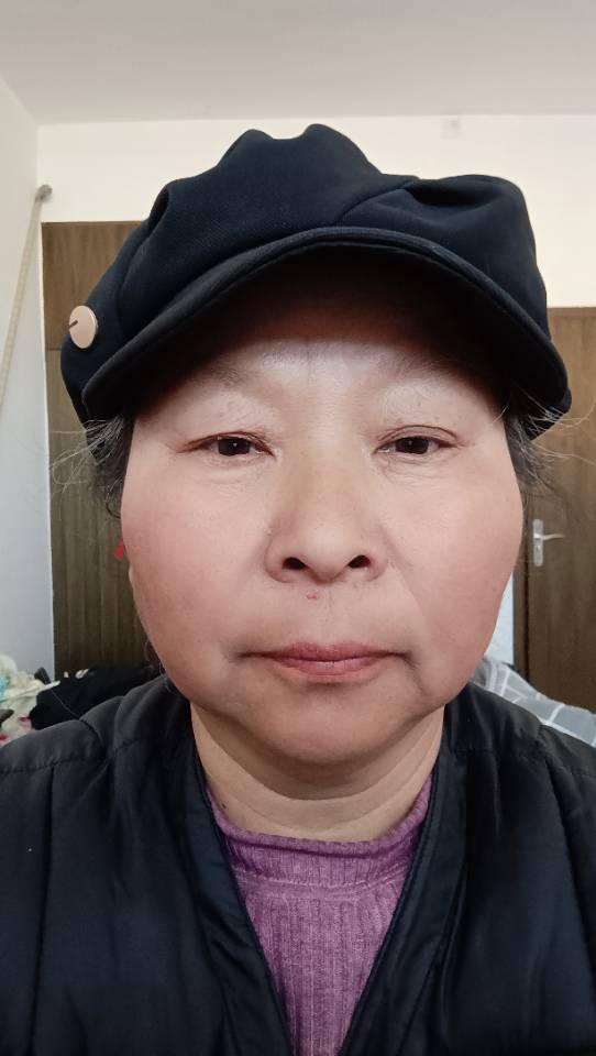 胡护工照片