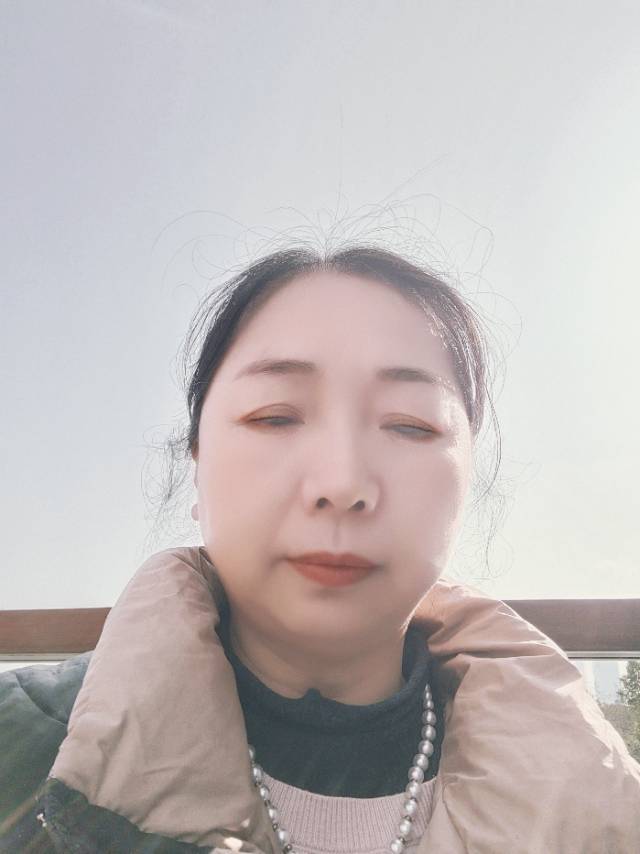 阿姨资料照片
