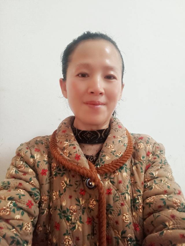 胡阿姨照片