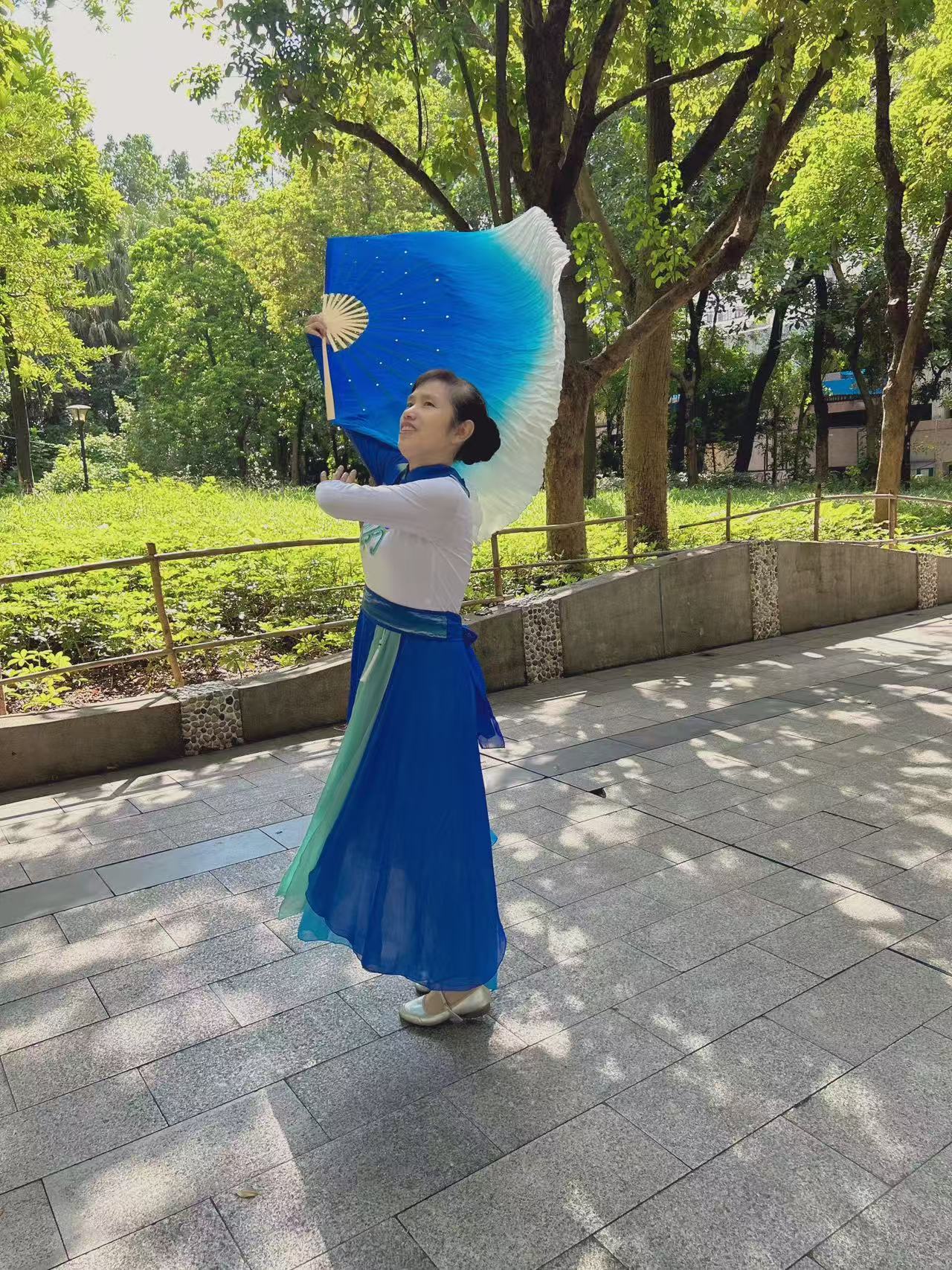 段阿姨照片