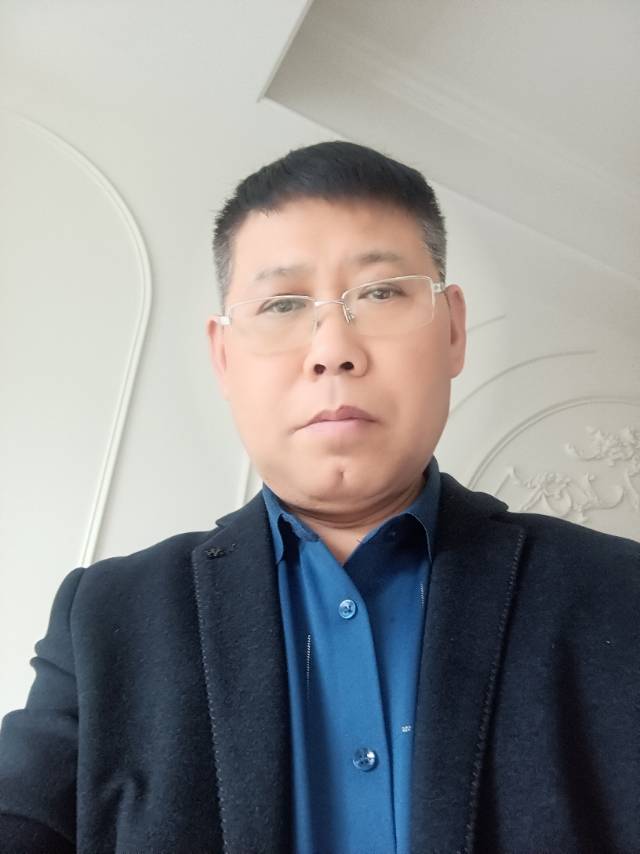 曹护工照片