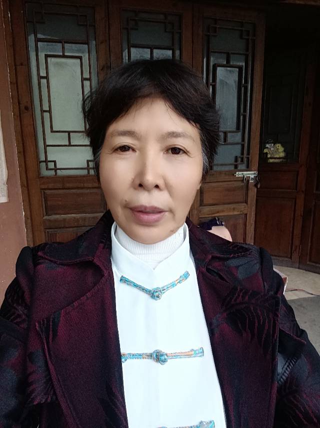 傅阿姨照片