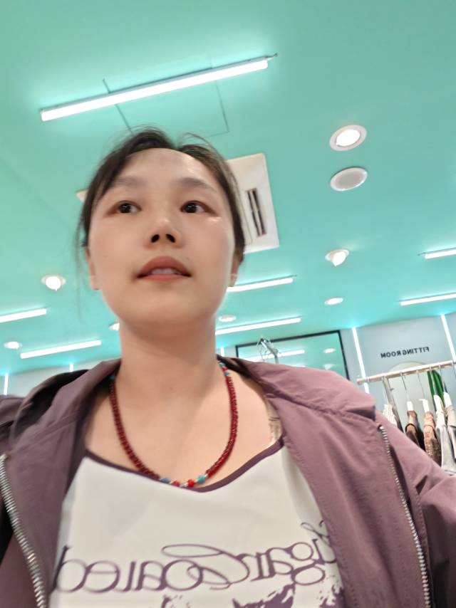 阿姨资料照片