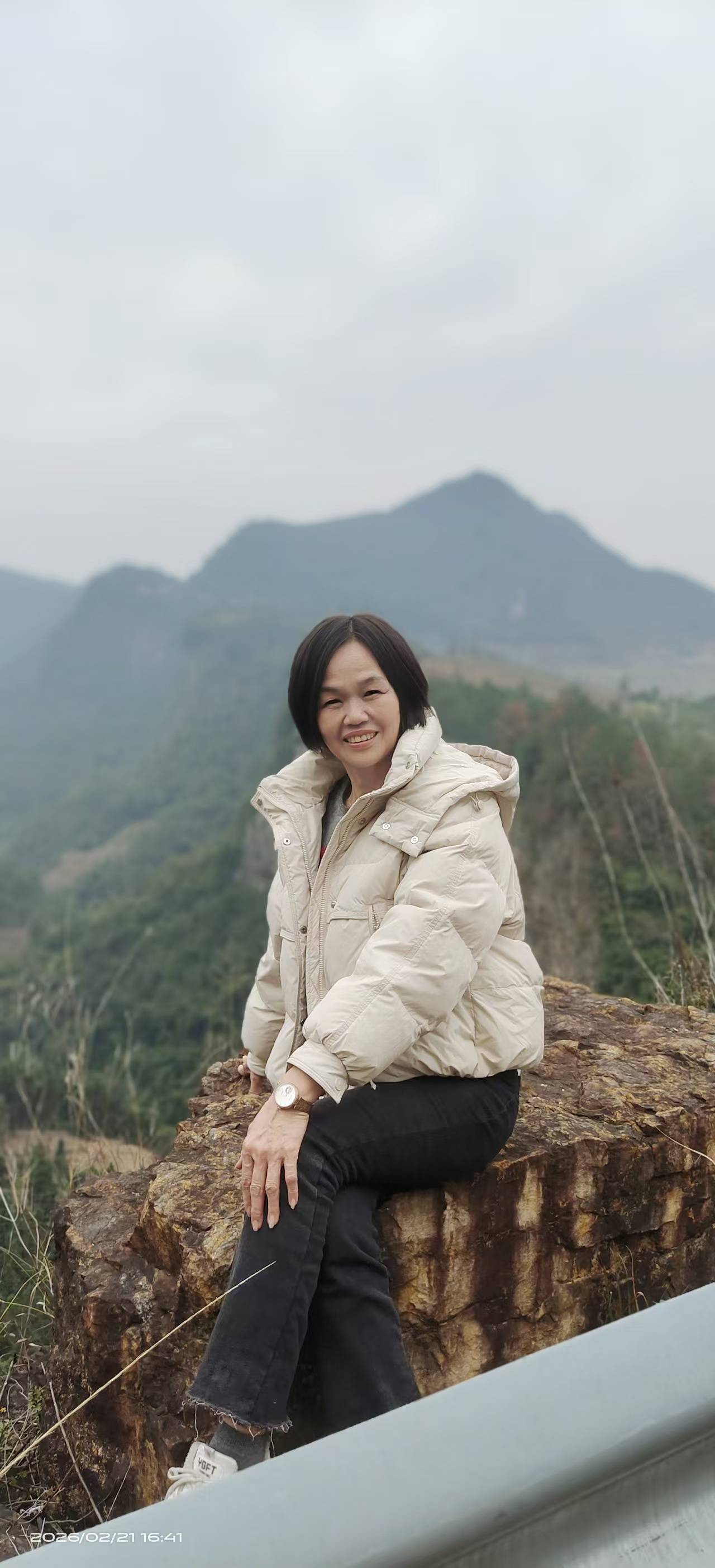 吕阿姨照片