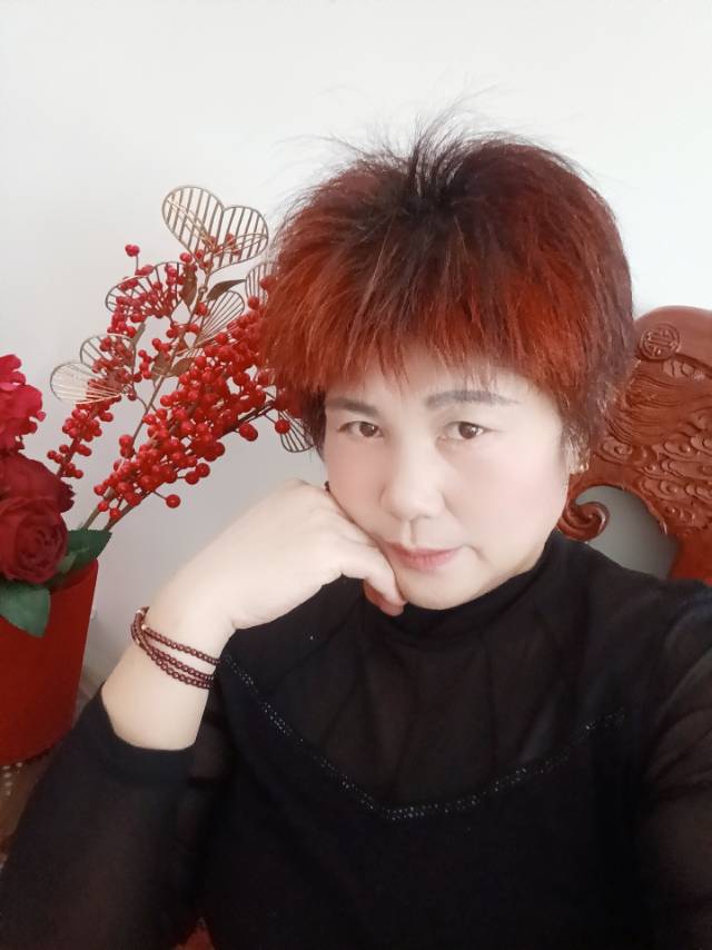 裴阿姨照片