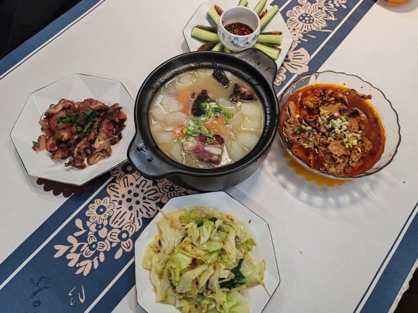 杨护工照片