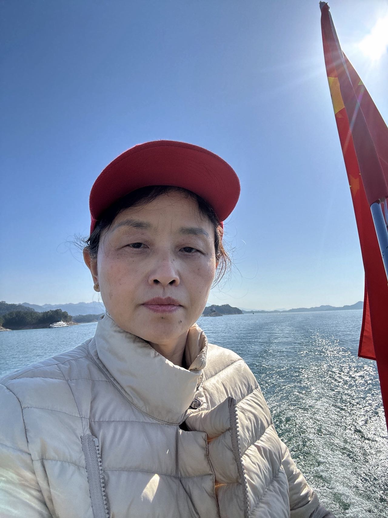张阿姨照片