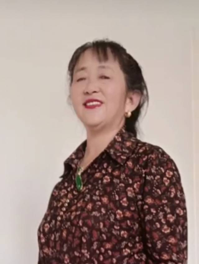 赫阿姨照片