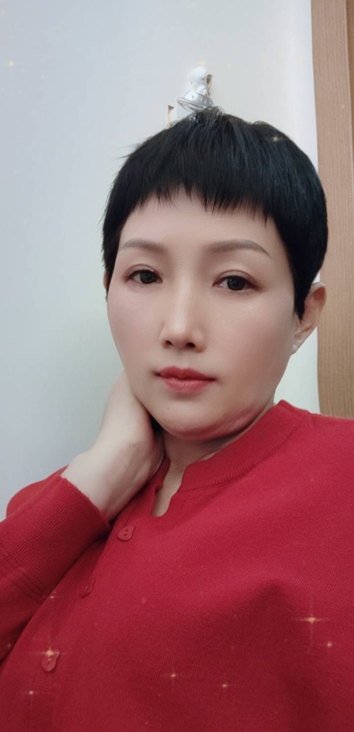 张阿姨照片