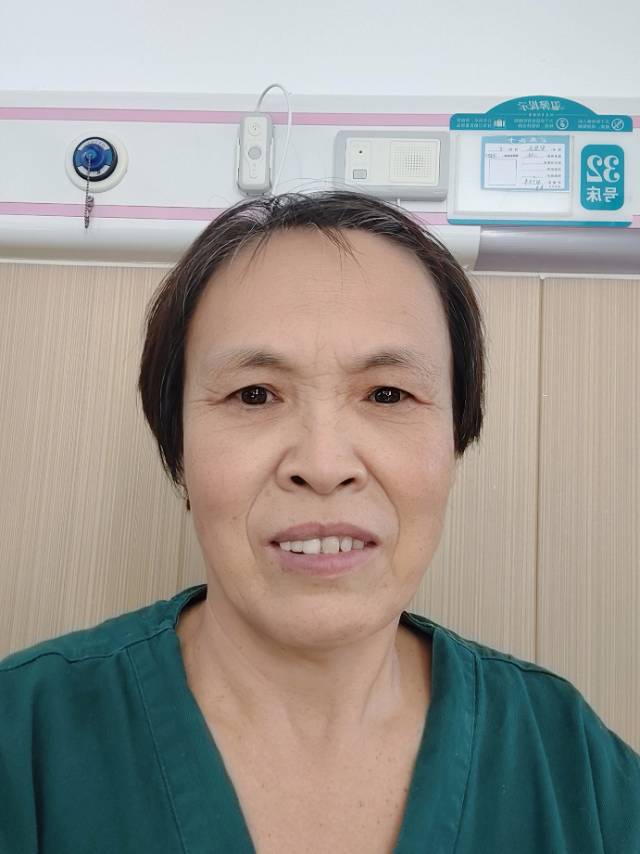 阿姨资料照片