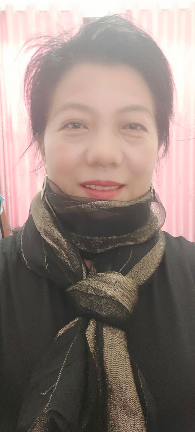 阿姨资料照片