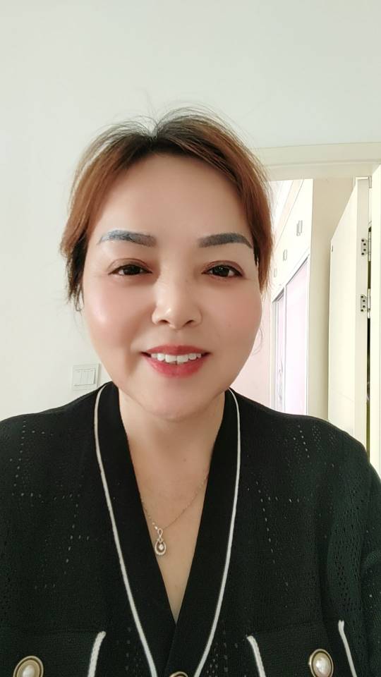 阿姨资料照片