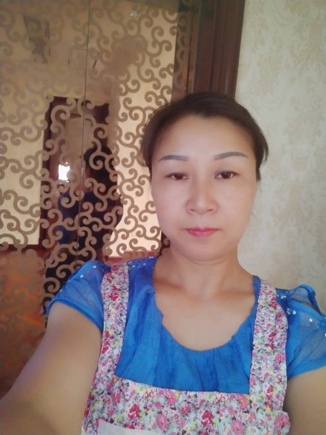 张阿姨照片