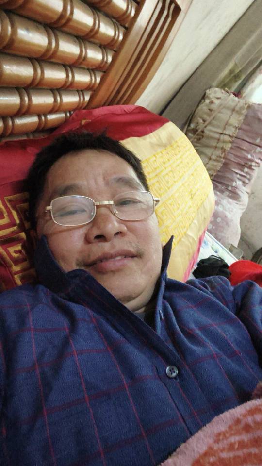  阿姨照片