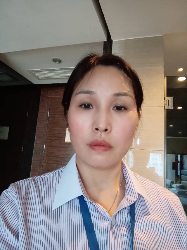 阿姨资料照片
