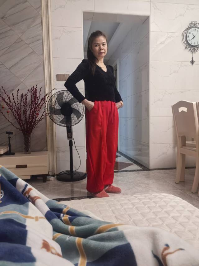 但阿姨照片