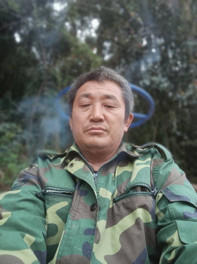 石阿姨照片