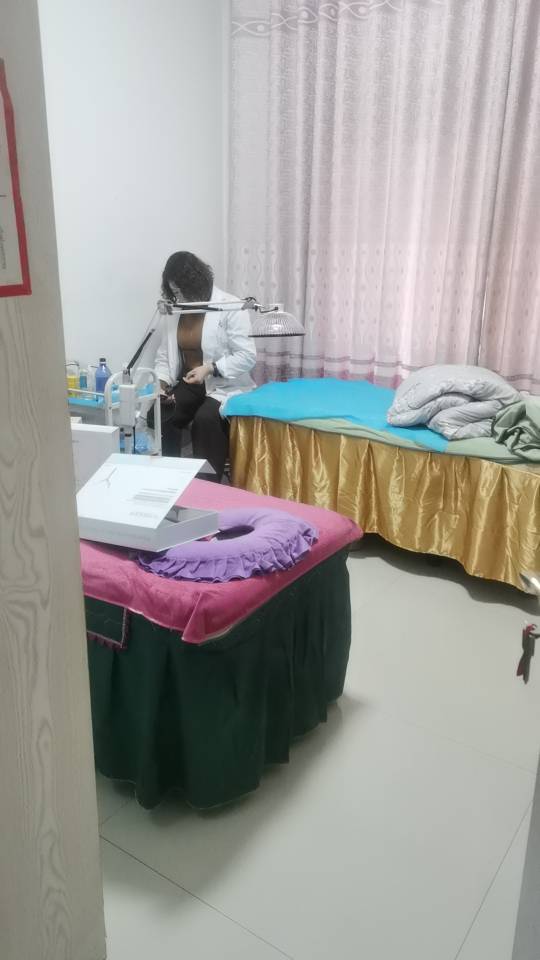 关阿姨照片